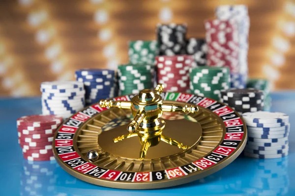 lebah777 platform overview showing sports betting, live-dealer, slots, and esports categories